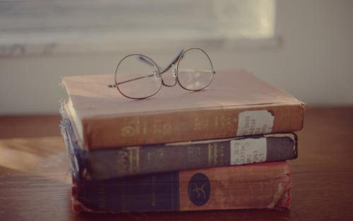 知網(wǎng)是否支持小語(yǔ)種論文查重？中國(guó)知網(wǎng)論文查重嚴(yán)嗎？